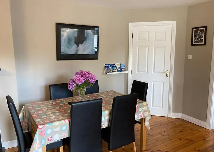 Beautiful & Quiet Countryside Setting In Kinsale